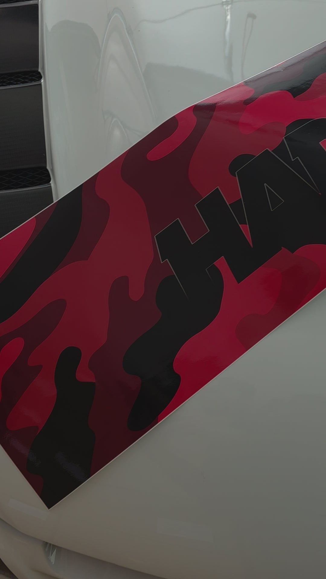 Windshield Banner - Camo Ghosted Red 60" (Air Release)